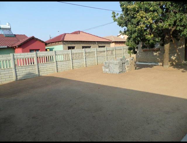 3 BEDROOM HOUSE SOLD IN SOSHANGUVE GG
